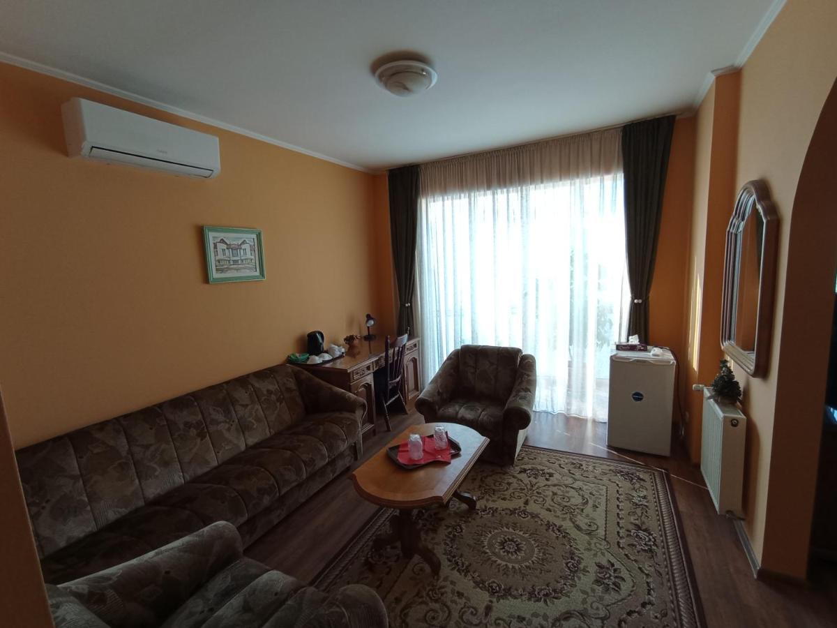 Pensiunea Cristina Targu Mures Exterior foto